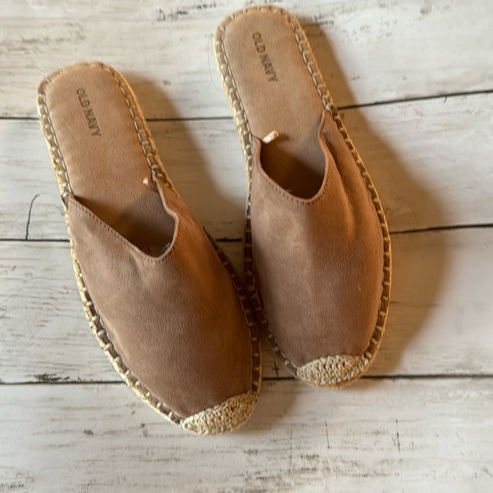 Old Navy mules